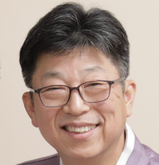 KangJunbeom_548x570